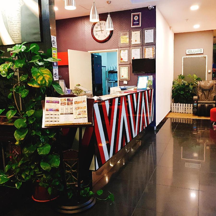 Biz Hotel Batu Pahat Ngoại thất bức ảnh