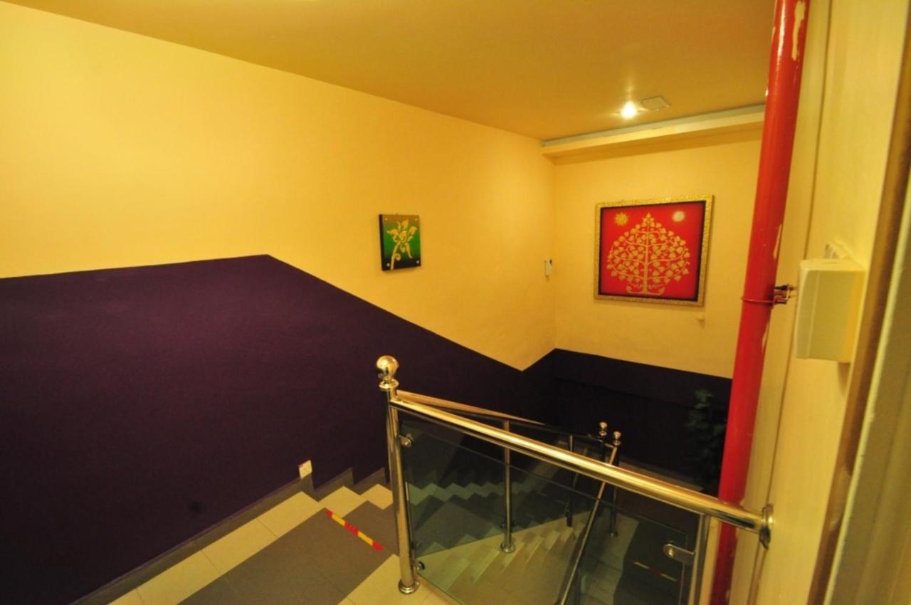 Biz Hotel Batu Pahat Ngoại thất bức ảnh