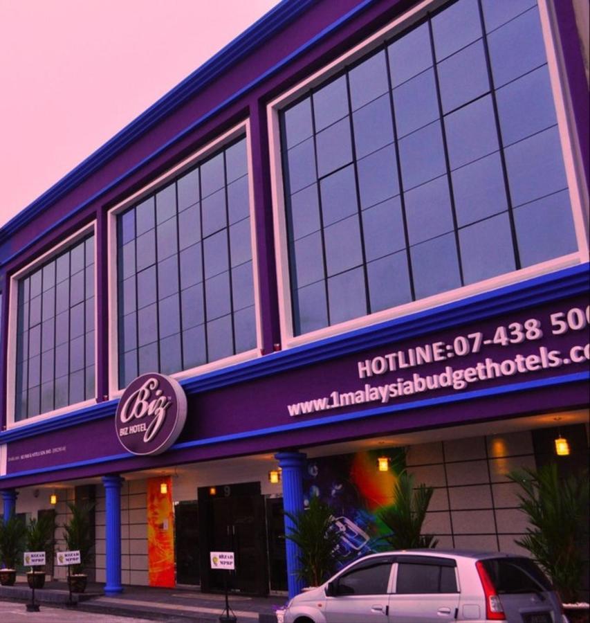 Biz Hotel Batu Pahat Ngoại thất bức ảnh