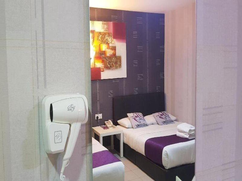 Biz Hotel Batu Pahat Ngoại thất bức ảnh