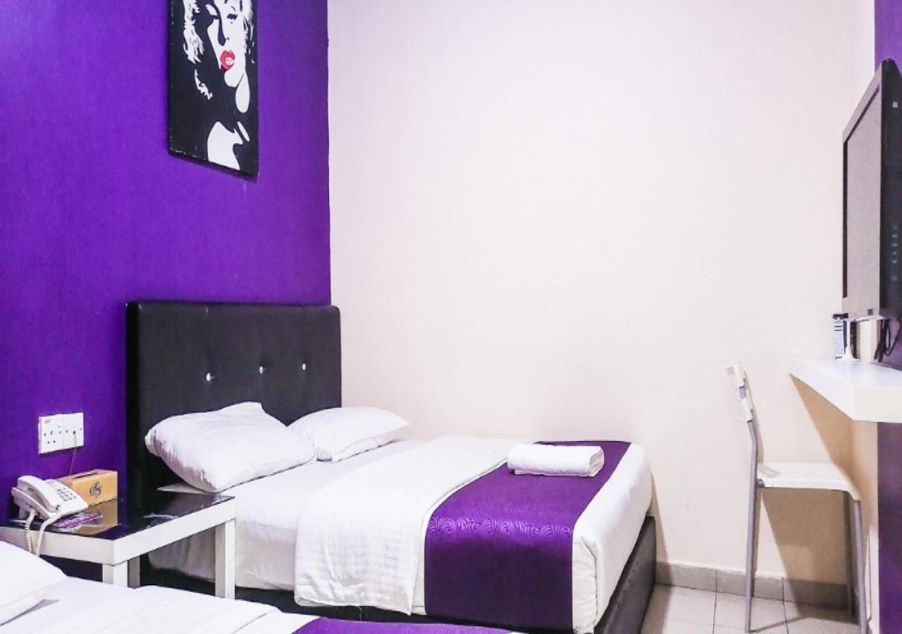 Biz Hotel Batu Pahat Ngoại thất bức ảnh